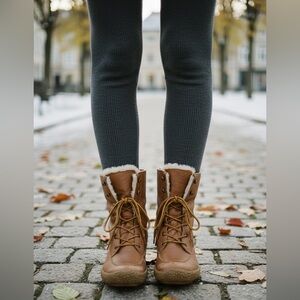 #386 Cougar Brown Lace-Up Fur Boots